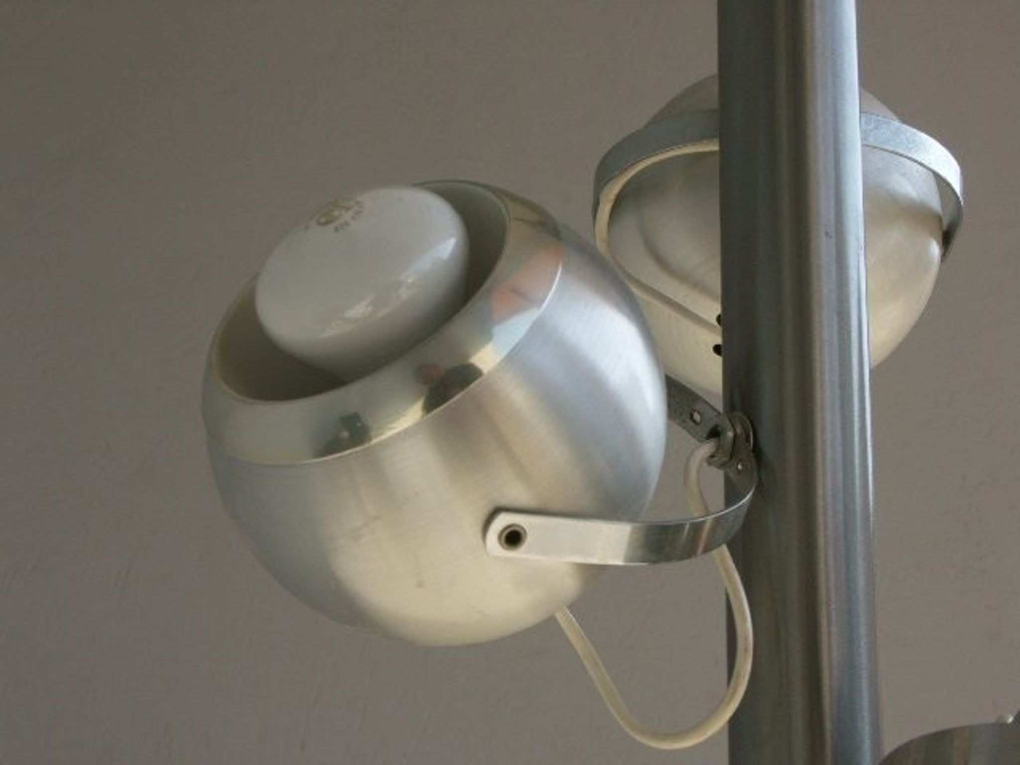Lustre 1970 aluminium avec son applique