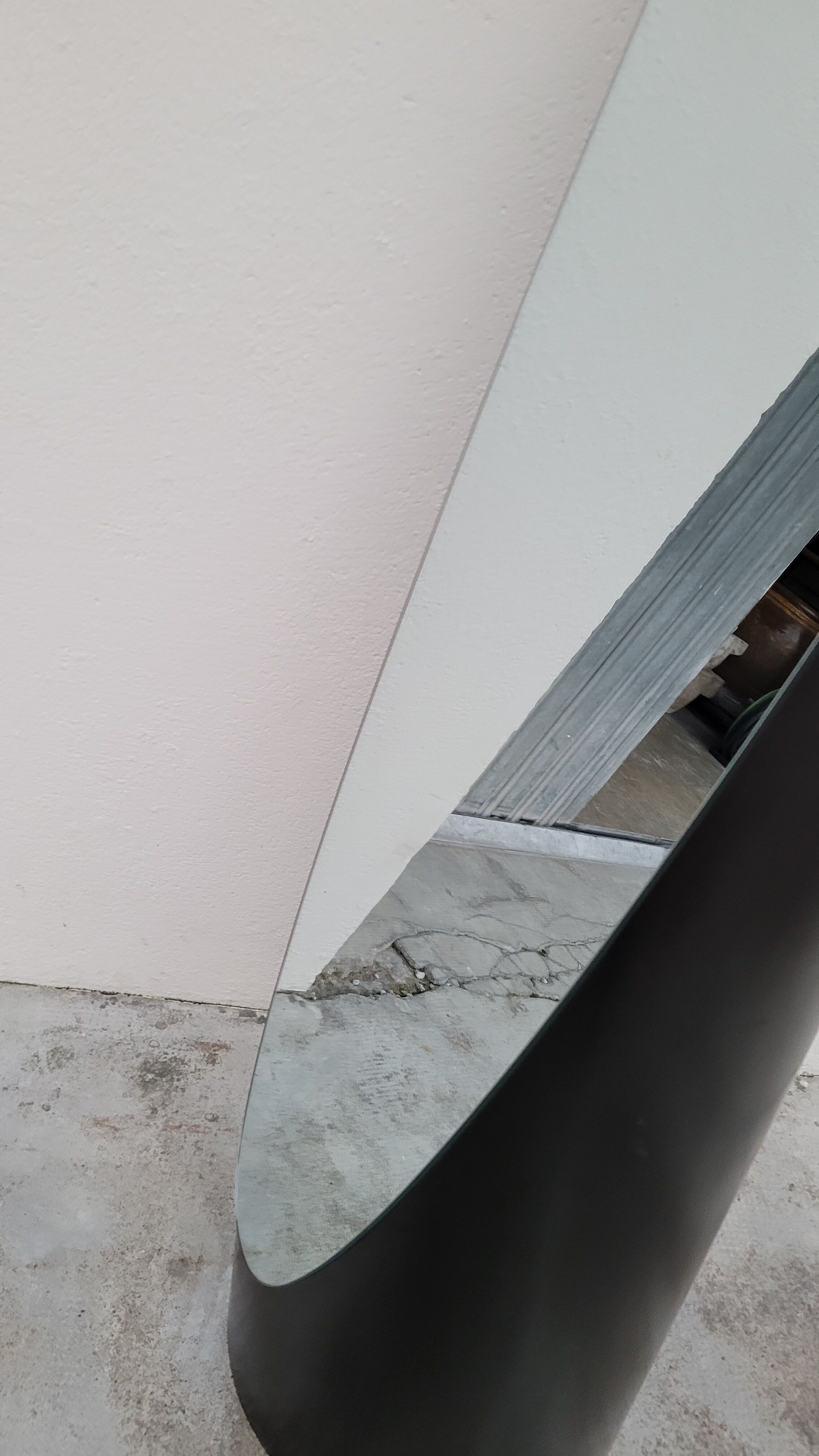 Vintage psyche mirror on foot 1980