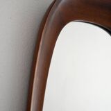 Miroir vintage scandinave avec cadre incurvé en acajou