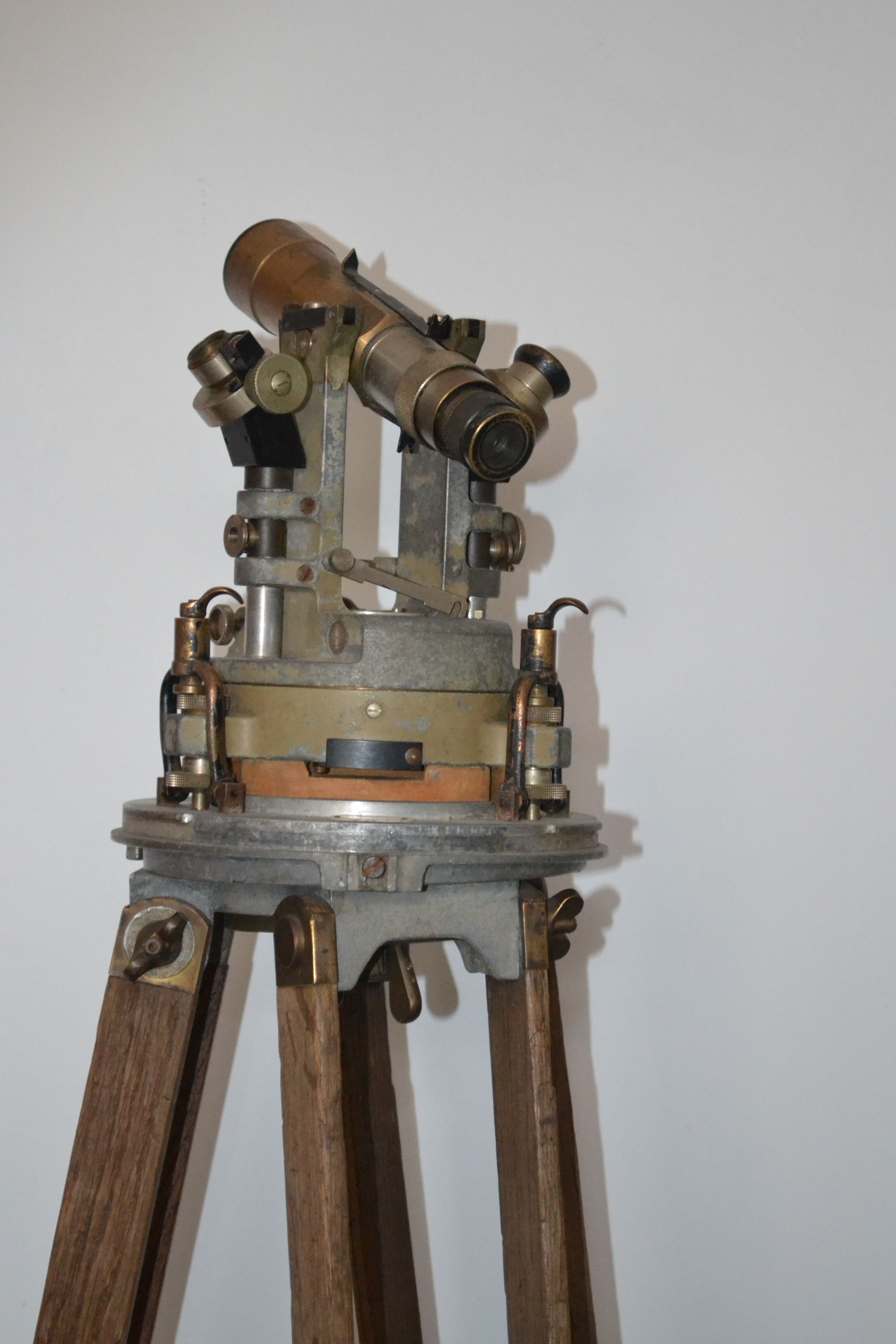 THEODOLITE / LUNETTE GEOMETRE