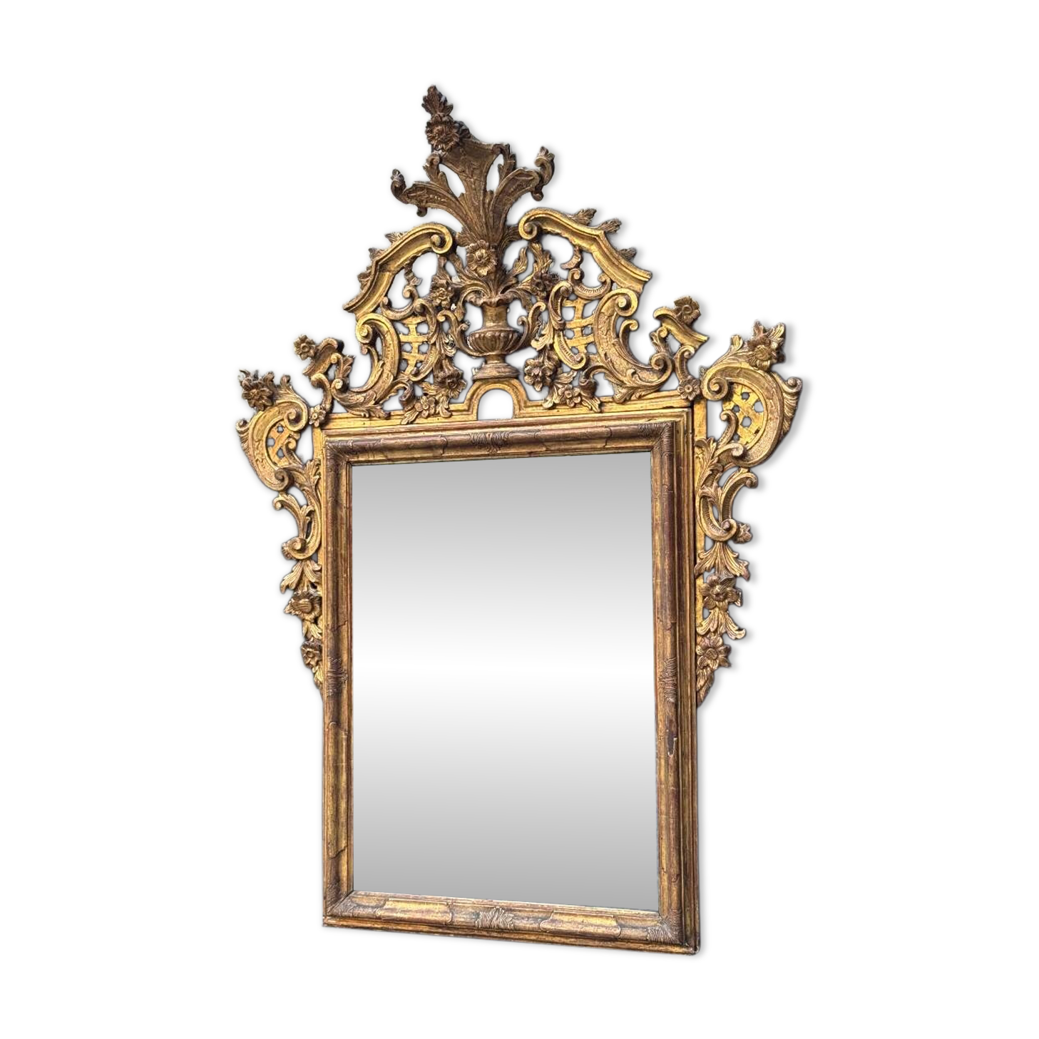 Venetian mirror in carved and gilded wood, circa 1880