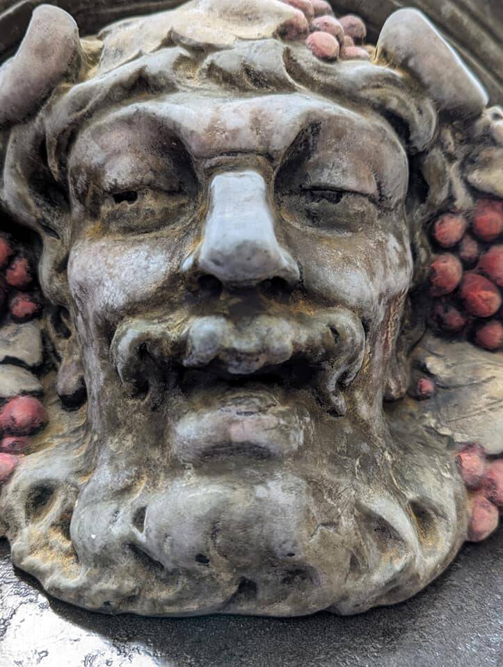 Old and original half-moon console head of Bacchus plaster/resin year 50 TBE
