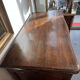 Important Parisian chest of drawers in walnut dating from the 18th century, opening with 5 drawers.