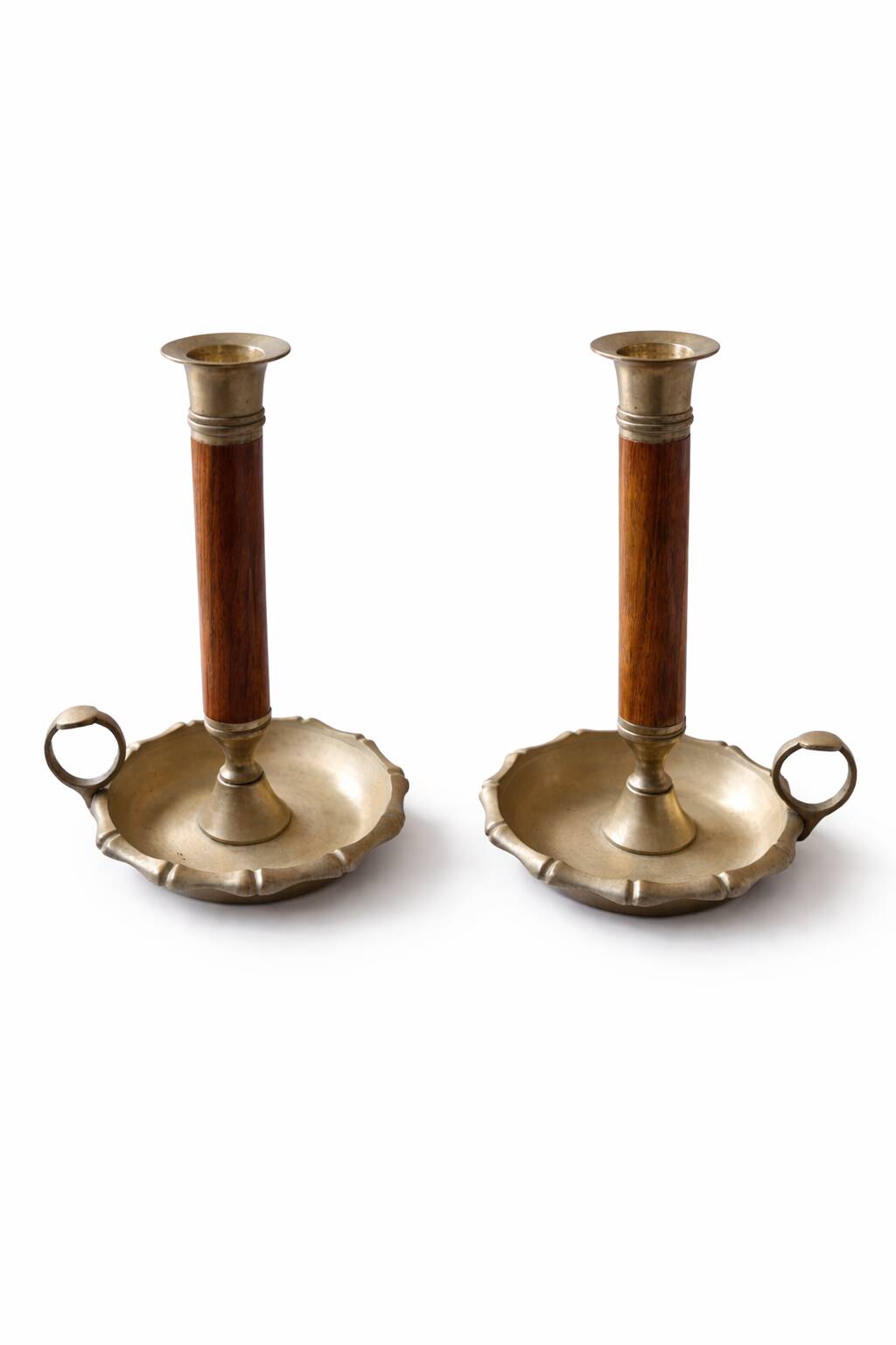 Paire de bougeoirs à main en laiton et bois, 1950