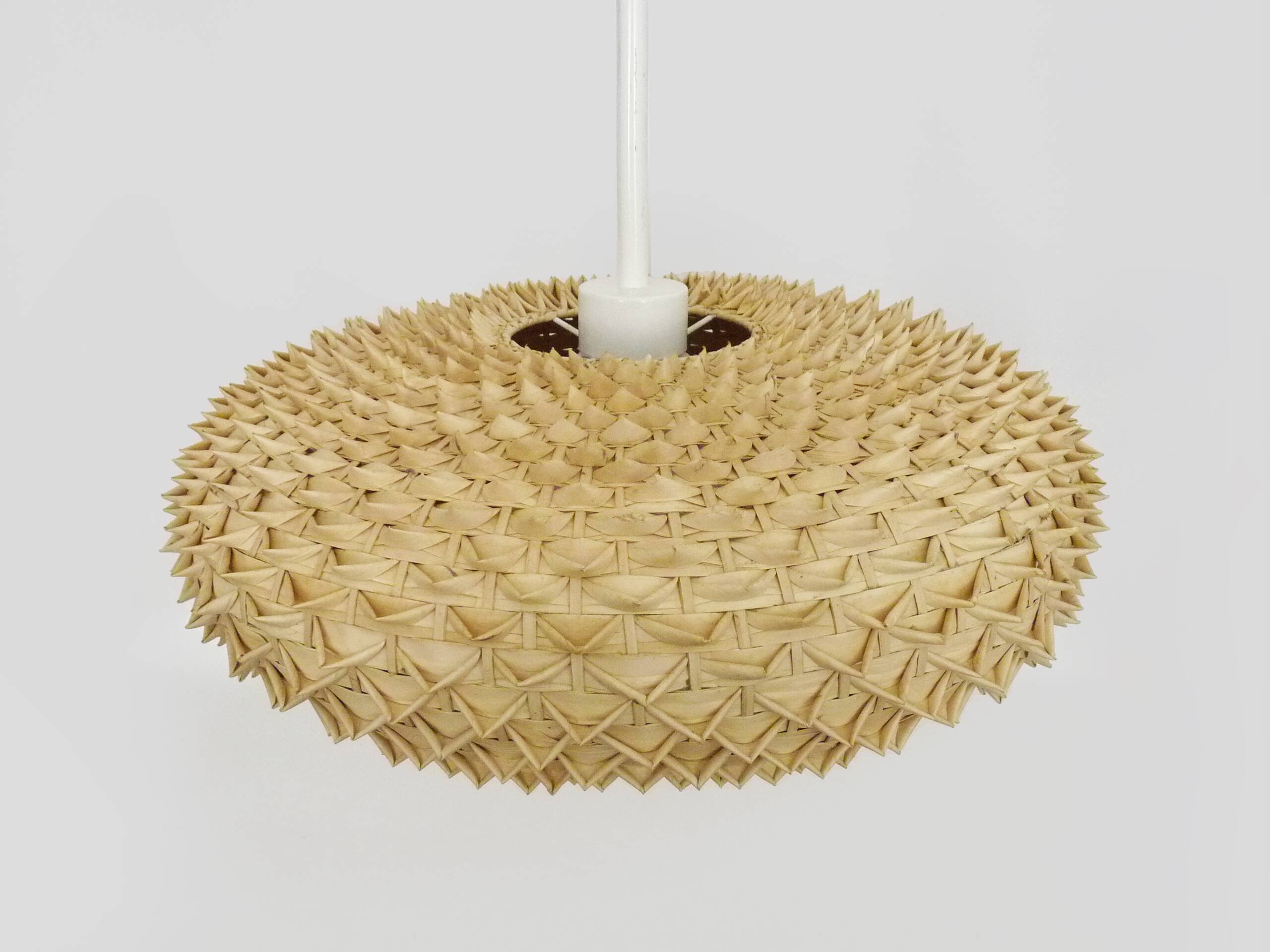 Large suspension design by Wiebke Braasch in coconut palm for Ikea 2010