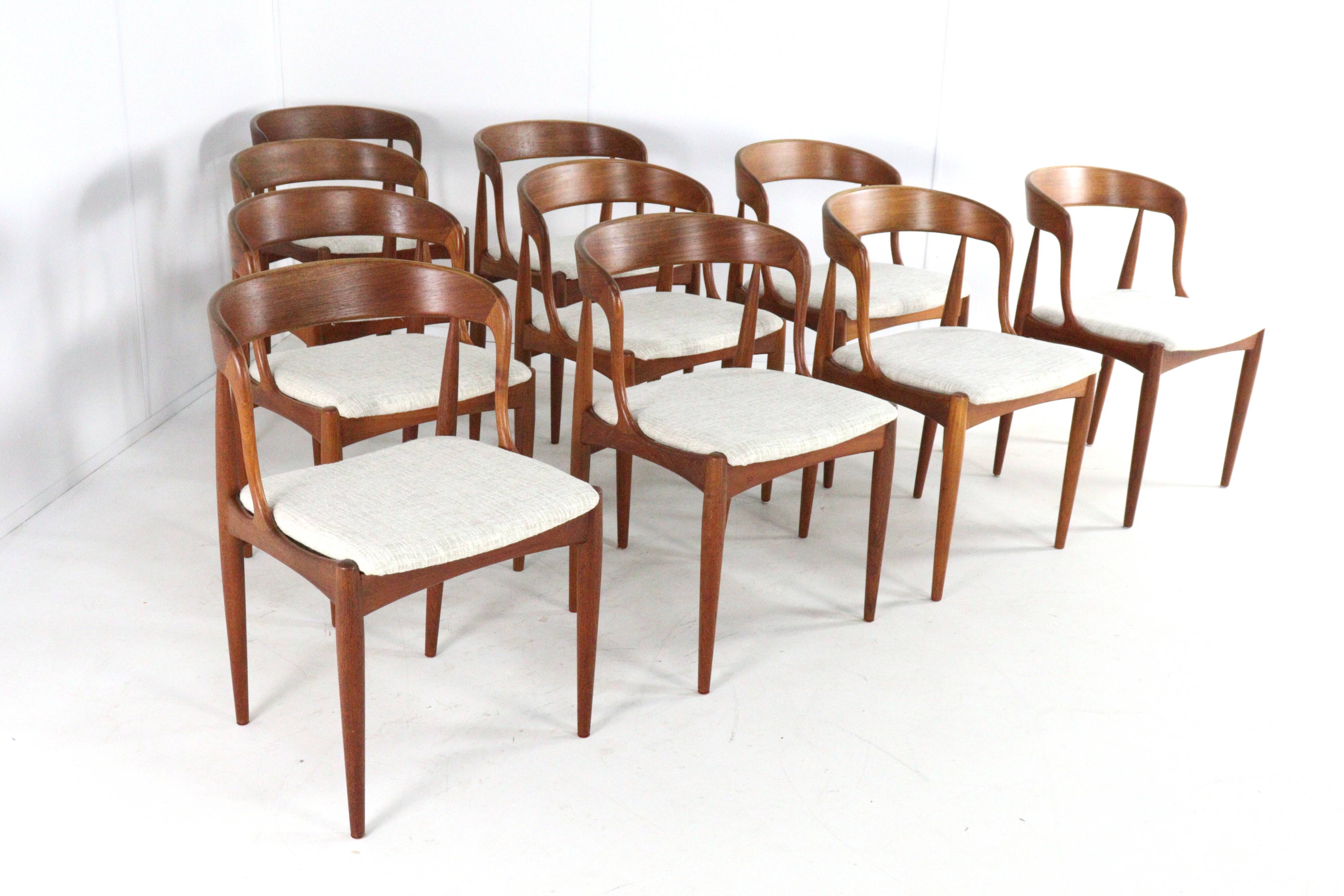 Set of 10 Johannes Andersen chairs for Uldum Møbelfabrik - Danish design