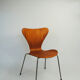 Chaise  conçue par Arne Jacobsen pour Fritz Hansen