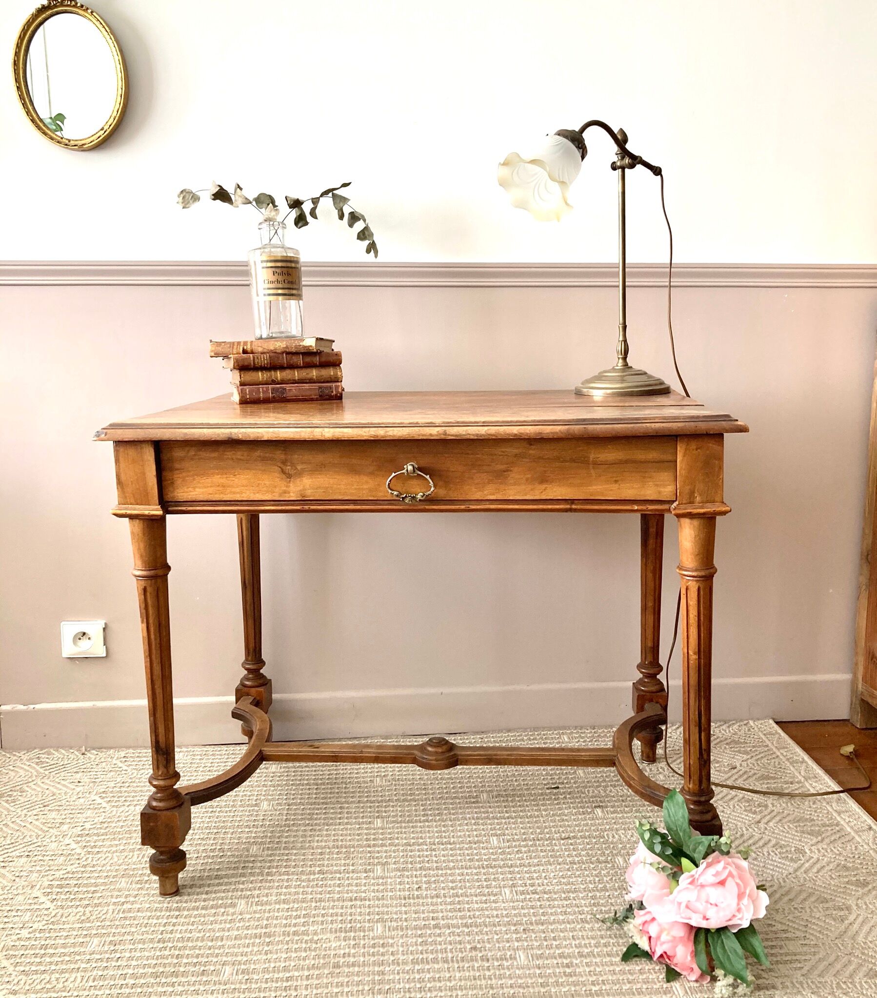 Bureau vintage style Louis XVI