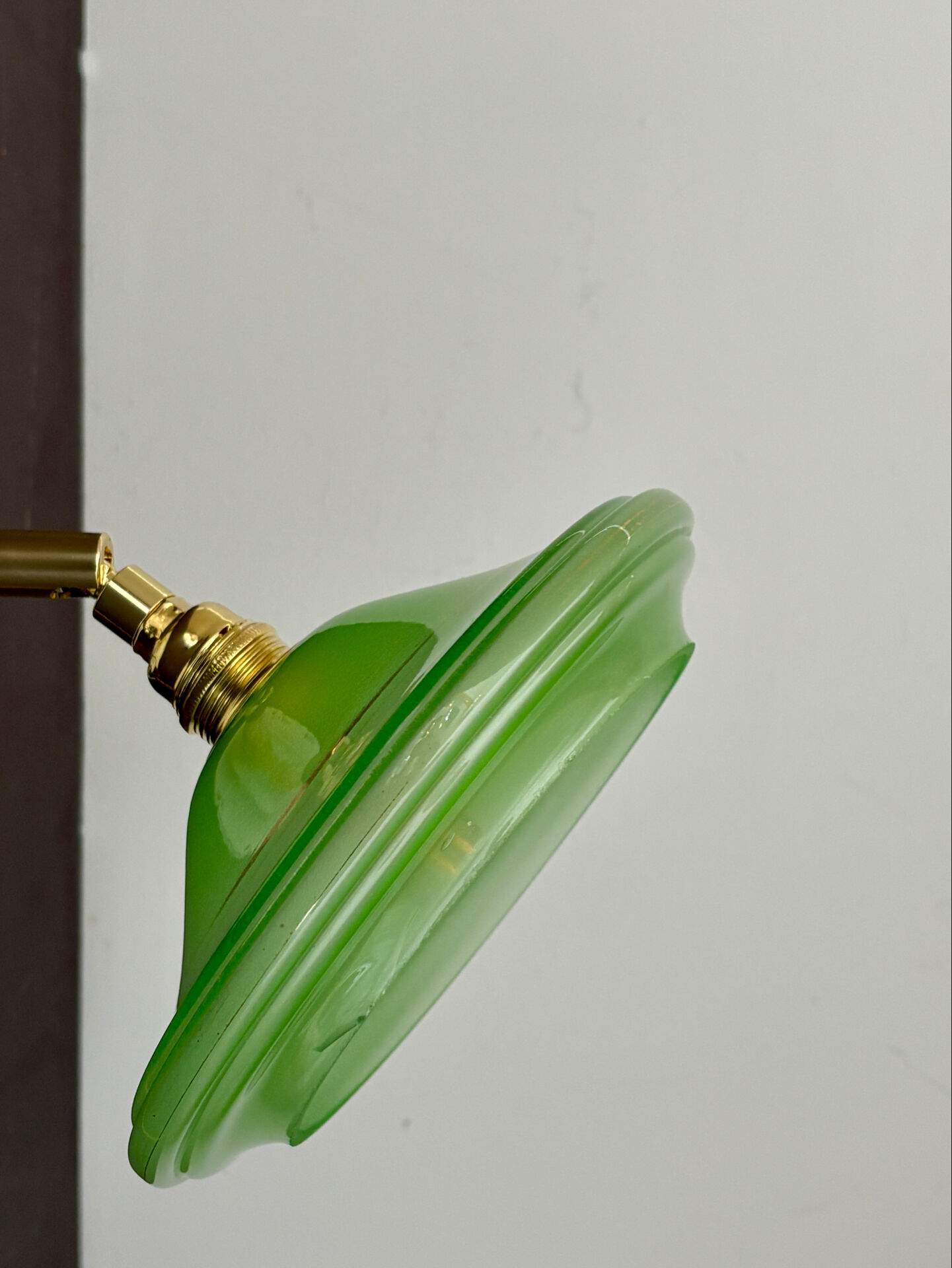 Vintage lampshade in green and gold glass
