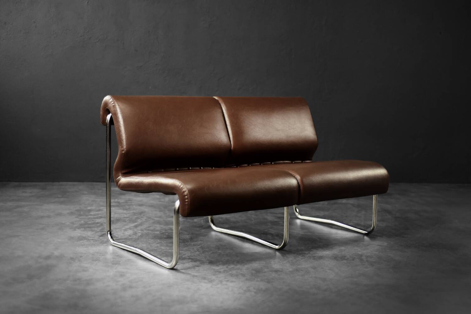 Canapé lounge vintage allemand moderne du milieu du siècle, 2 places, structure en acier brun