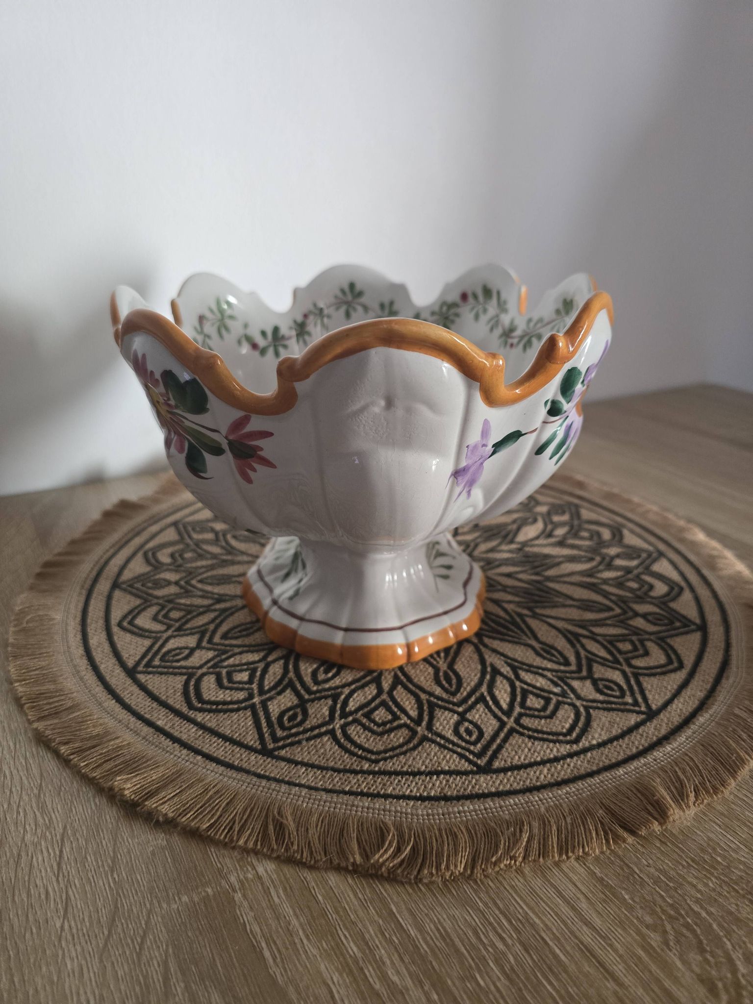 Vintage fruit bowl in Italian faience from BASSANO – Signed