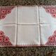 In 4 place settings + centrepiece + 6 napkins