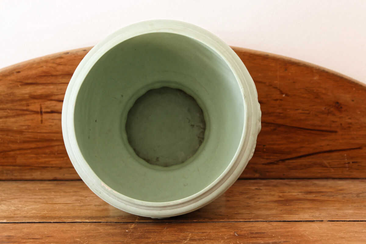 Art Deco ceramic pot cover