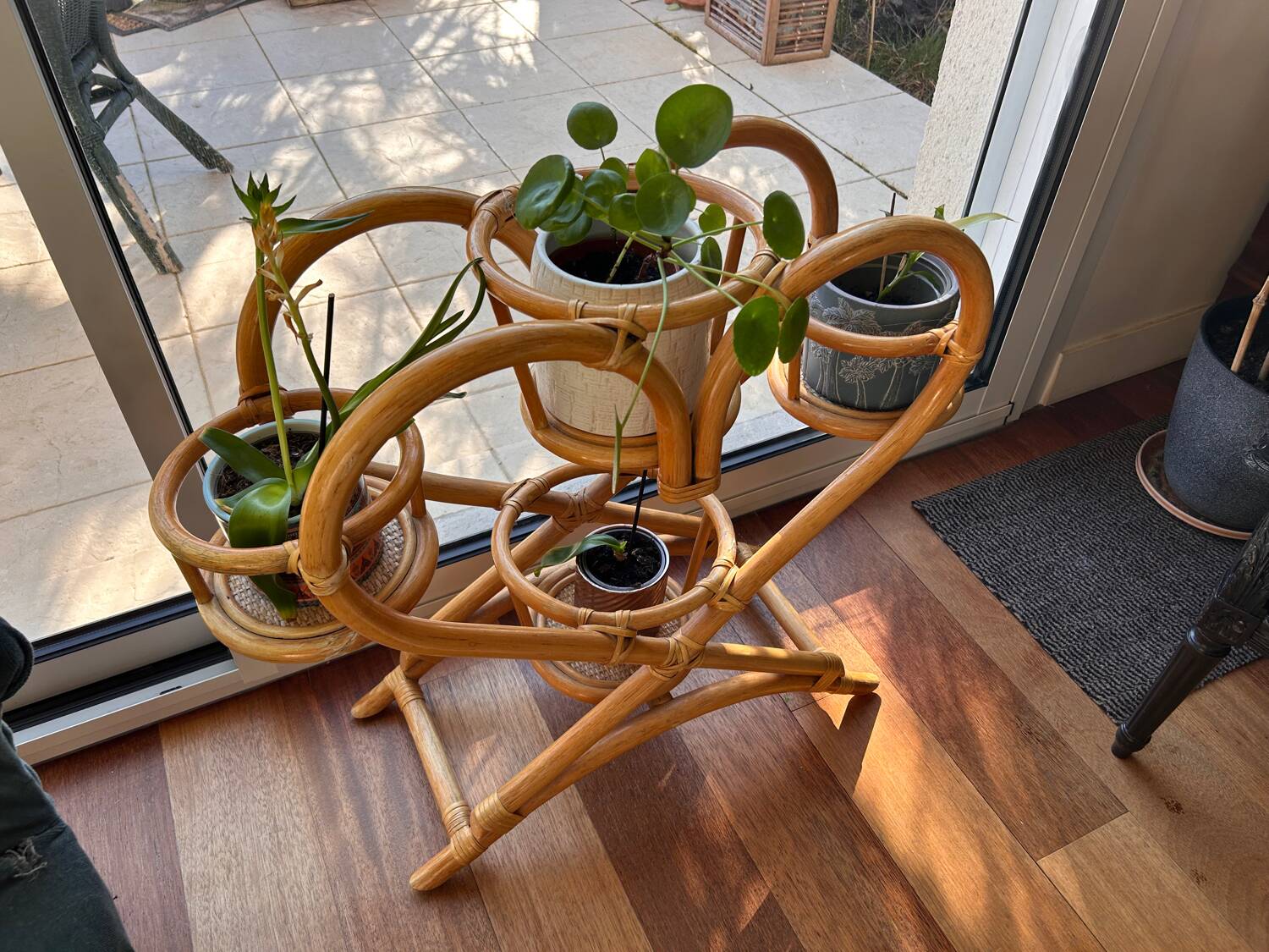 Vintage rattan plant stand – 1970s