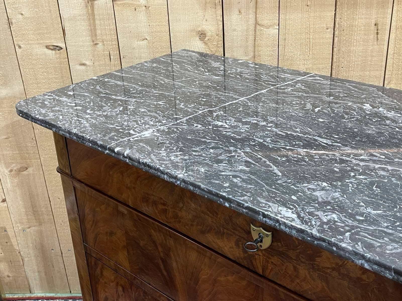 19th century Restoration chest of drawers in mahogany and marble top
