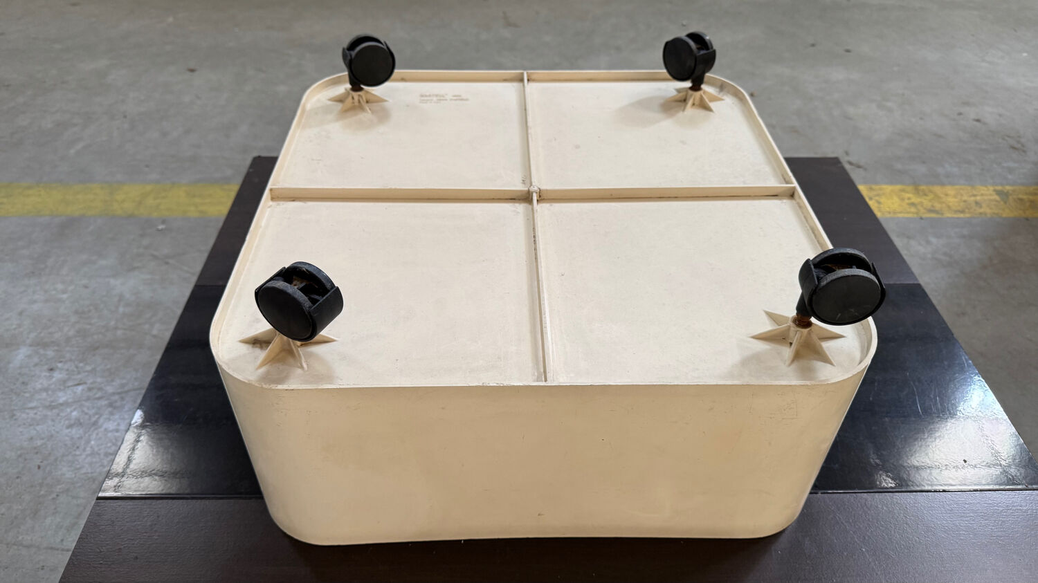 Kartell 4682 1970s Design Planter