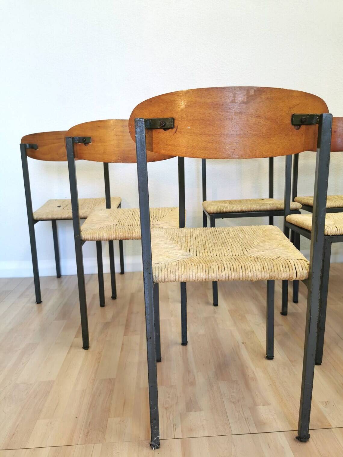 Vintage Industrial Dining Chair: Iron Frame, Thatched Seat, 1970s Yugoslavi