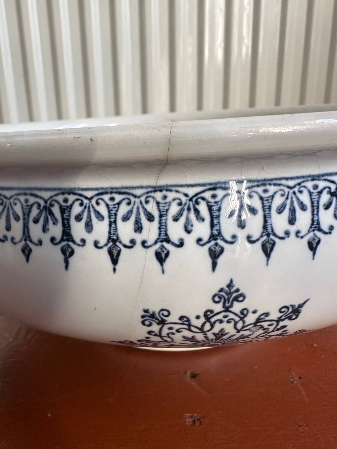 Large Saint Amand salad bowl