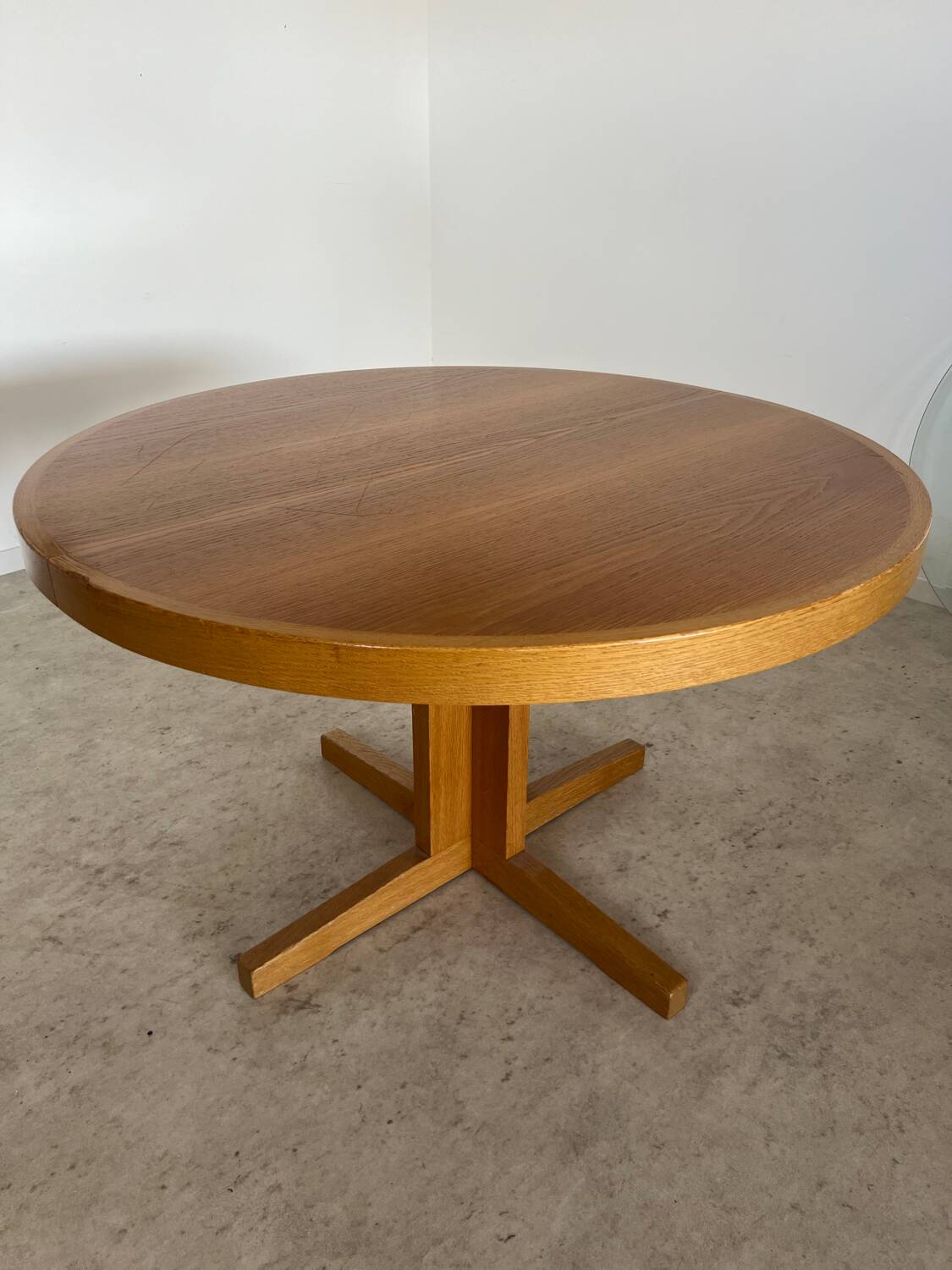 Vintage 70s Scandinavian design oak extendable table