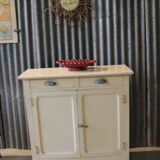 White parisian buffet