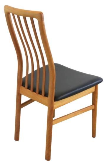 Set van 6 Kai Kristiansen voor Schou Andersen stoelen 'Lille Arden'