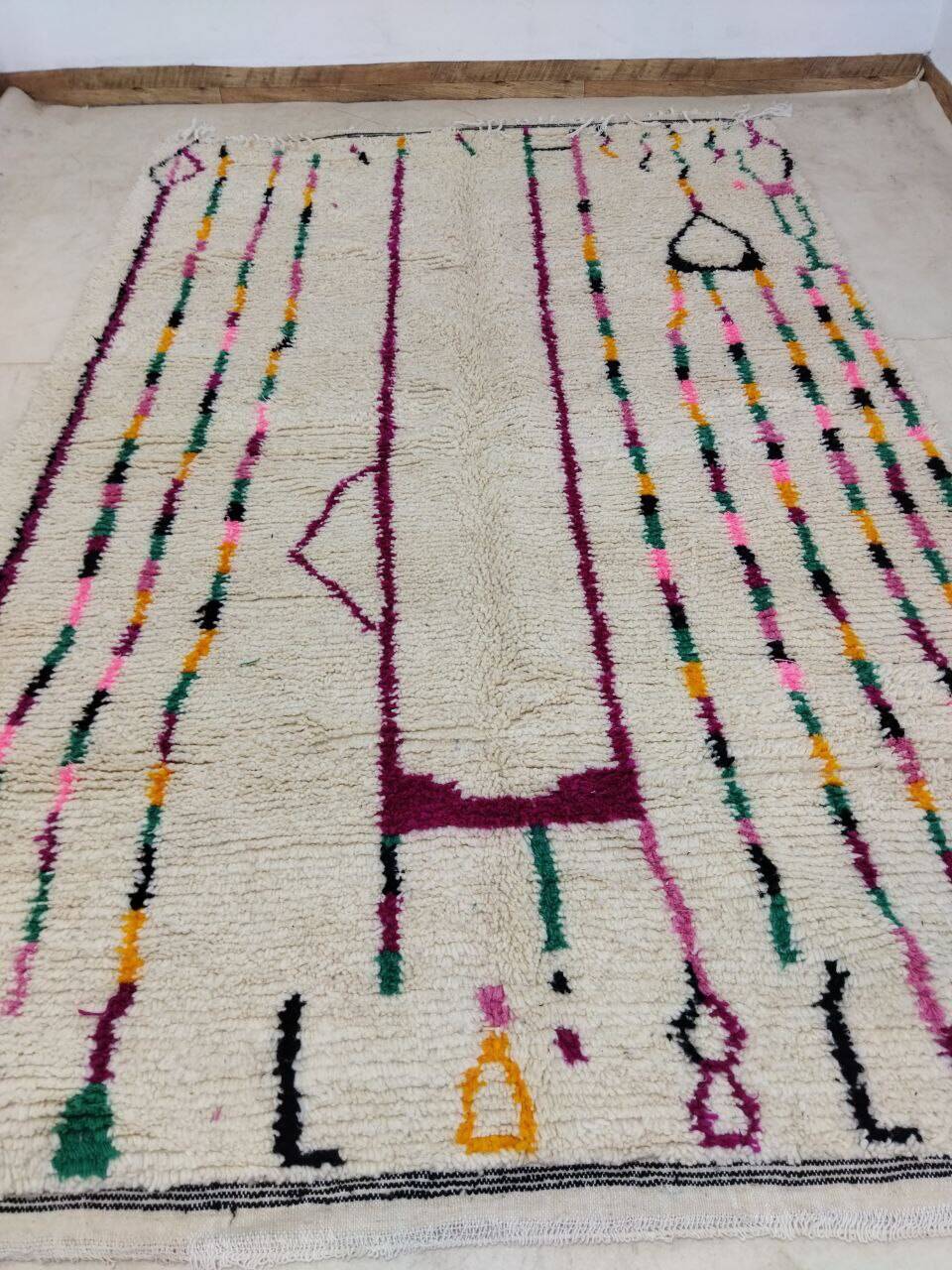 Handmade Moroccan Berber rug 294 X 194 CM