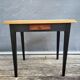 Petit bureau table d'appoint bicolore miel et noir