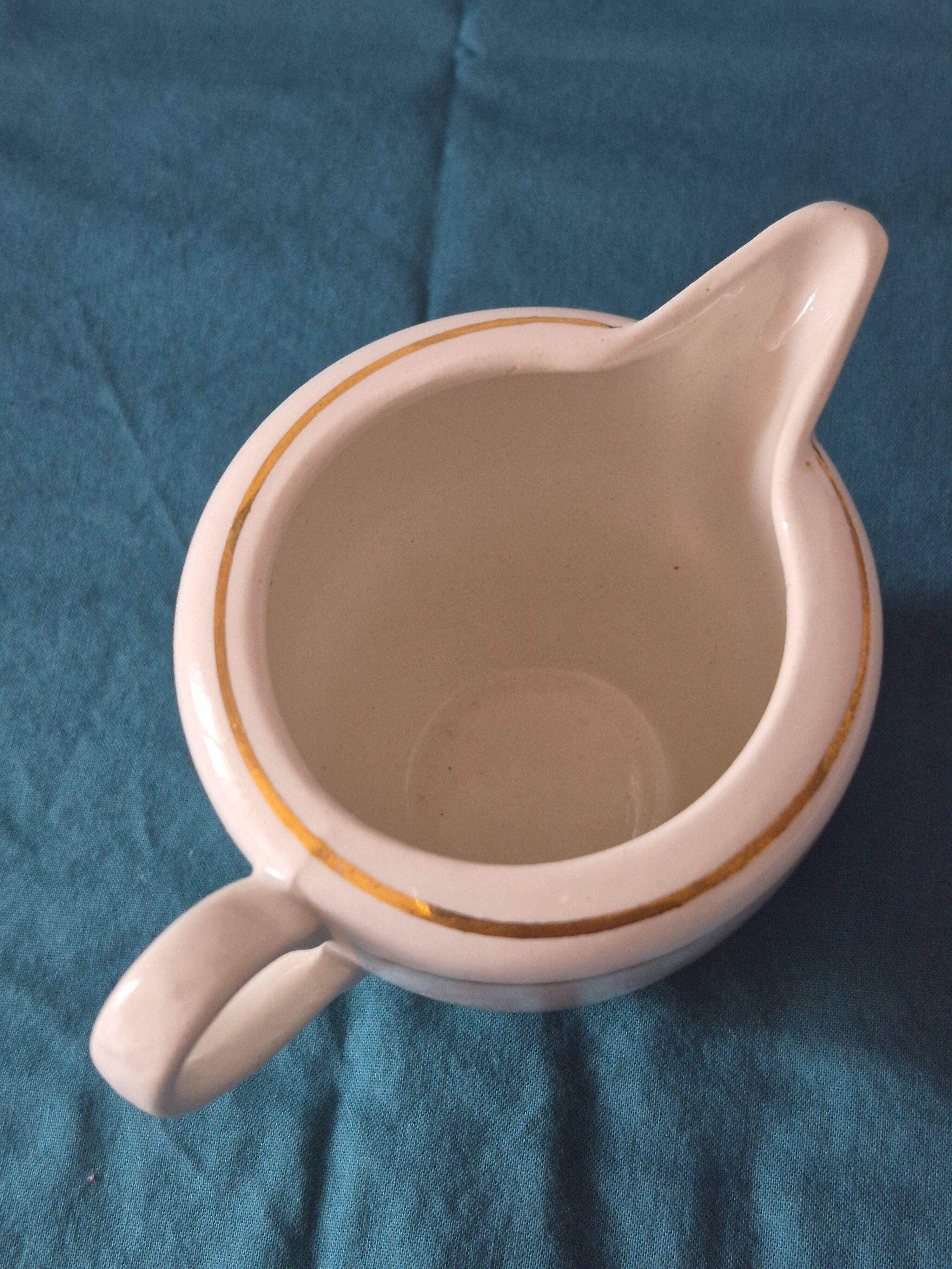 Cream jug half-porcelain Lunéville Keller and Guerin A586