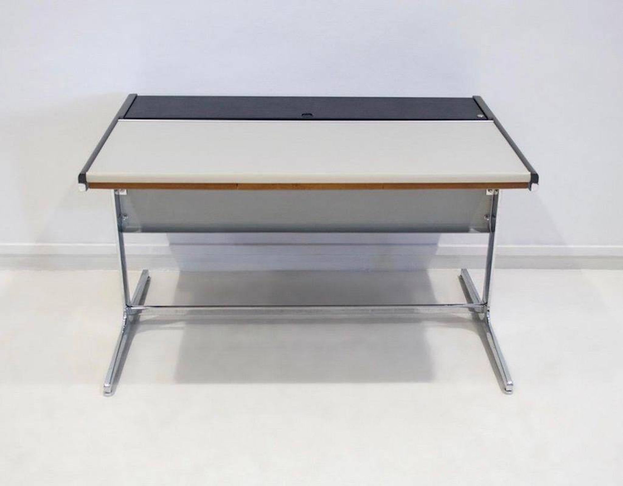 Bureau Action de George Nelson & Robert Propst pour Herman Miller