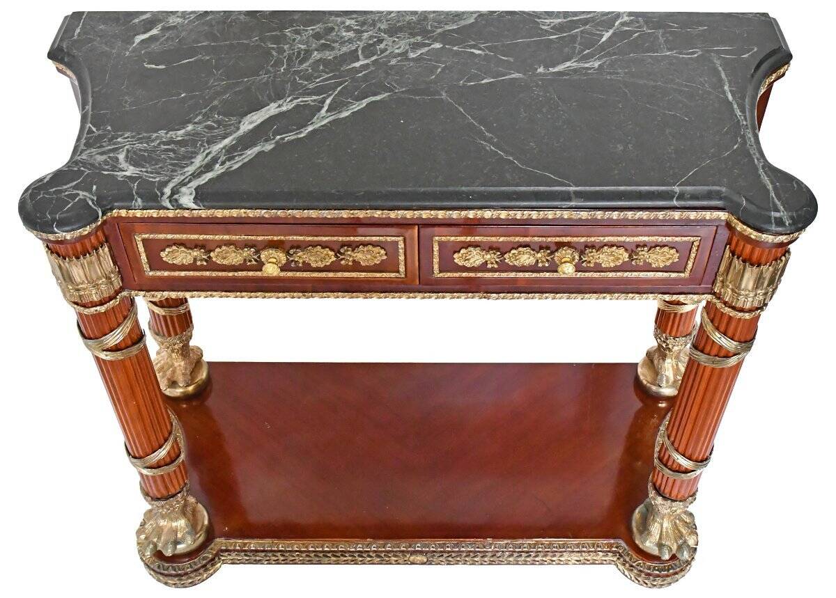 Console topped with an Empire-style mirror.