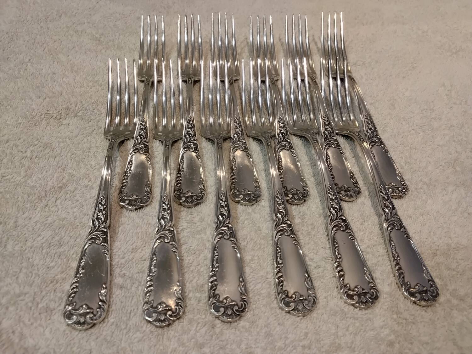 12 silver-plated metal dessert forks SFAM rocaille 19.1cm
