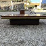 Design coffee table in walnut and brass 70 years