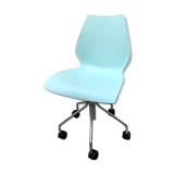 Mauï Kartell office chair design Vico Magistretti swivel wheel