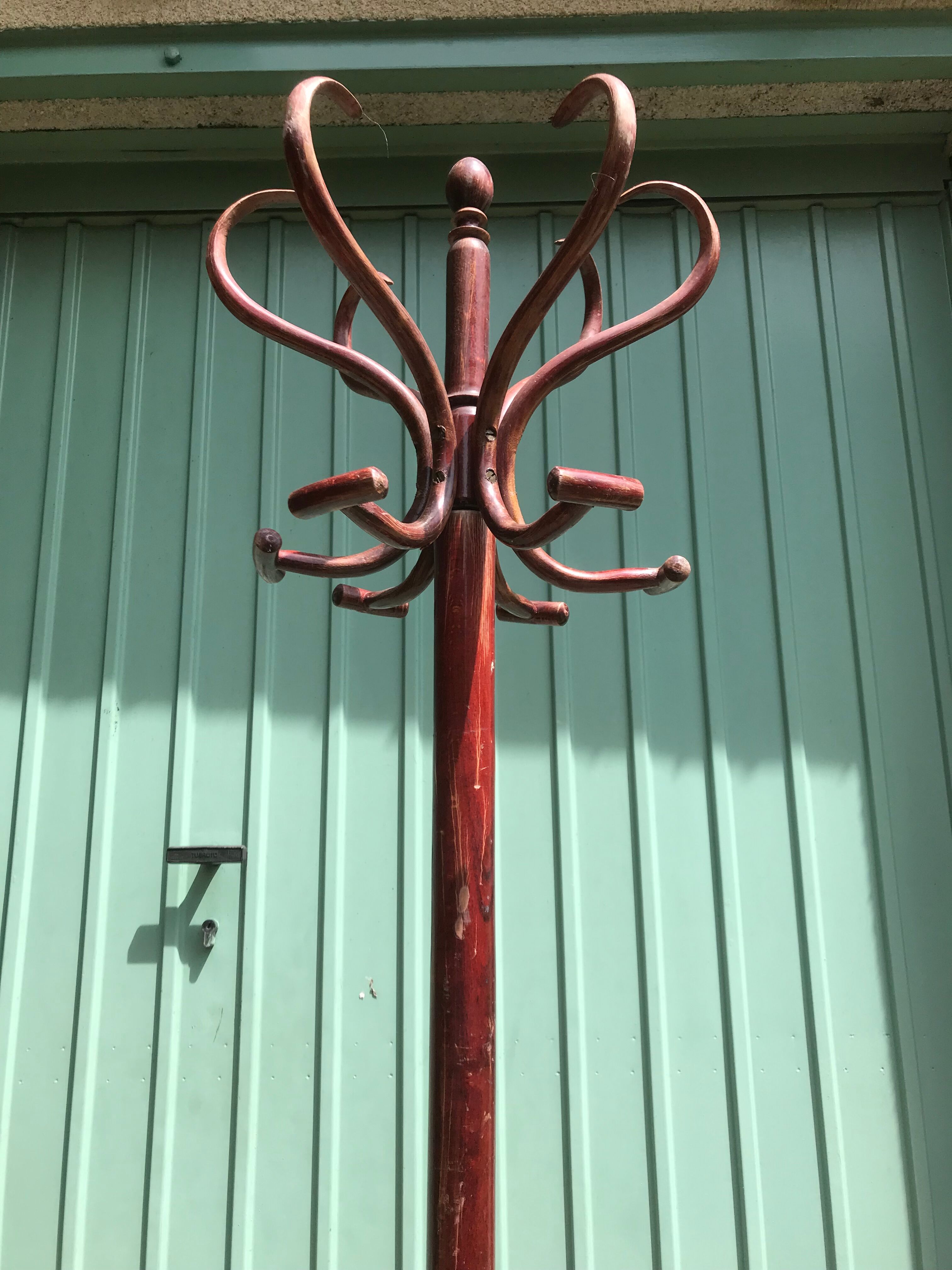 Coat holder