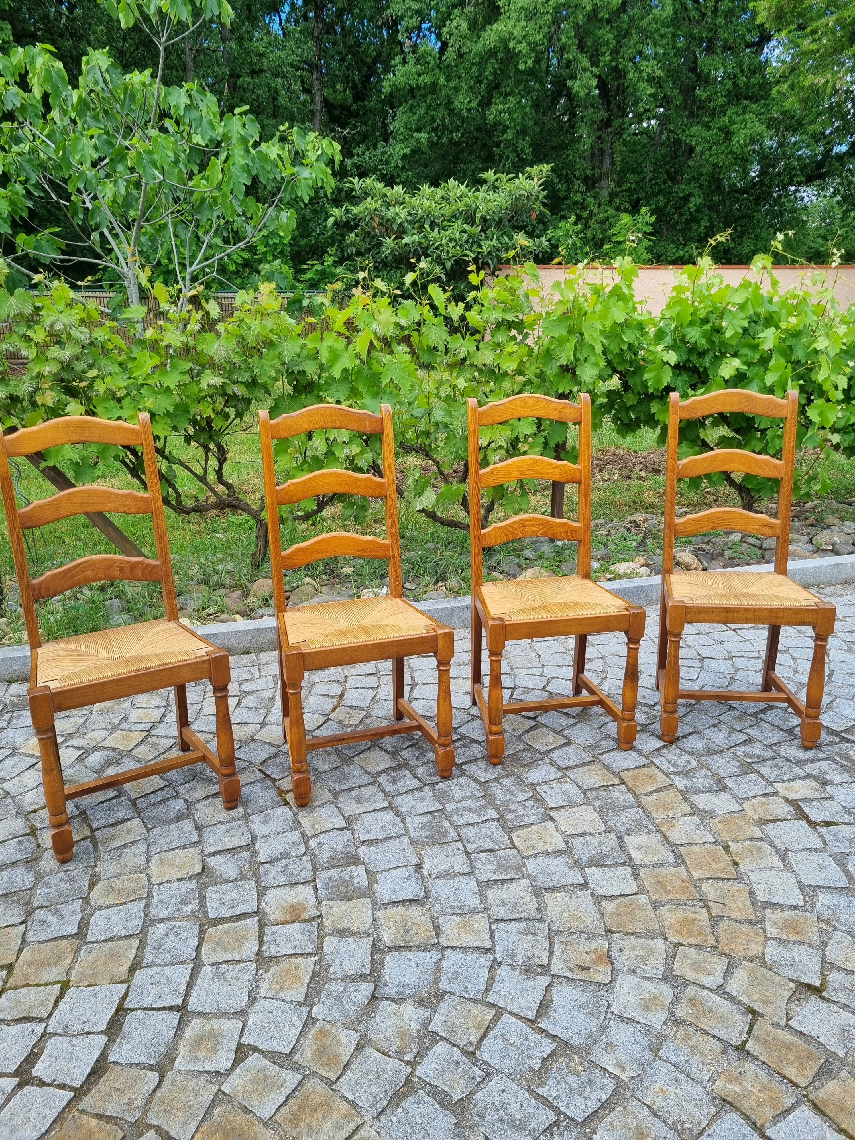 Rush chair