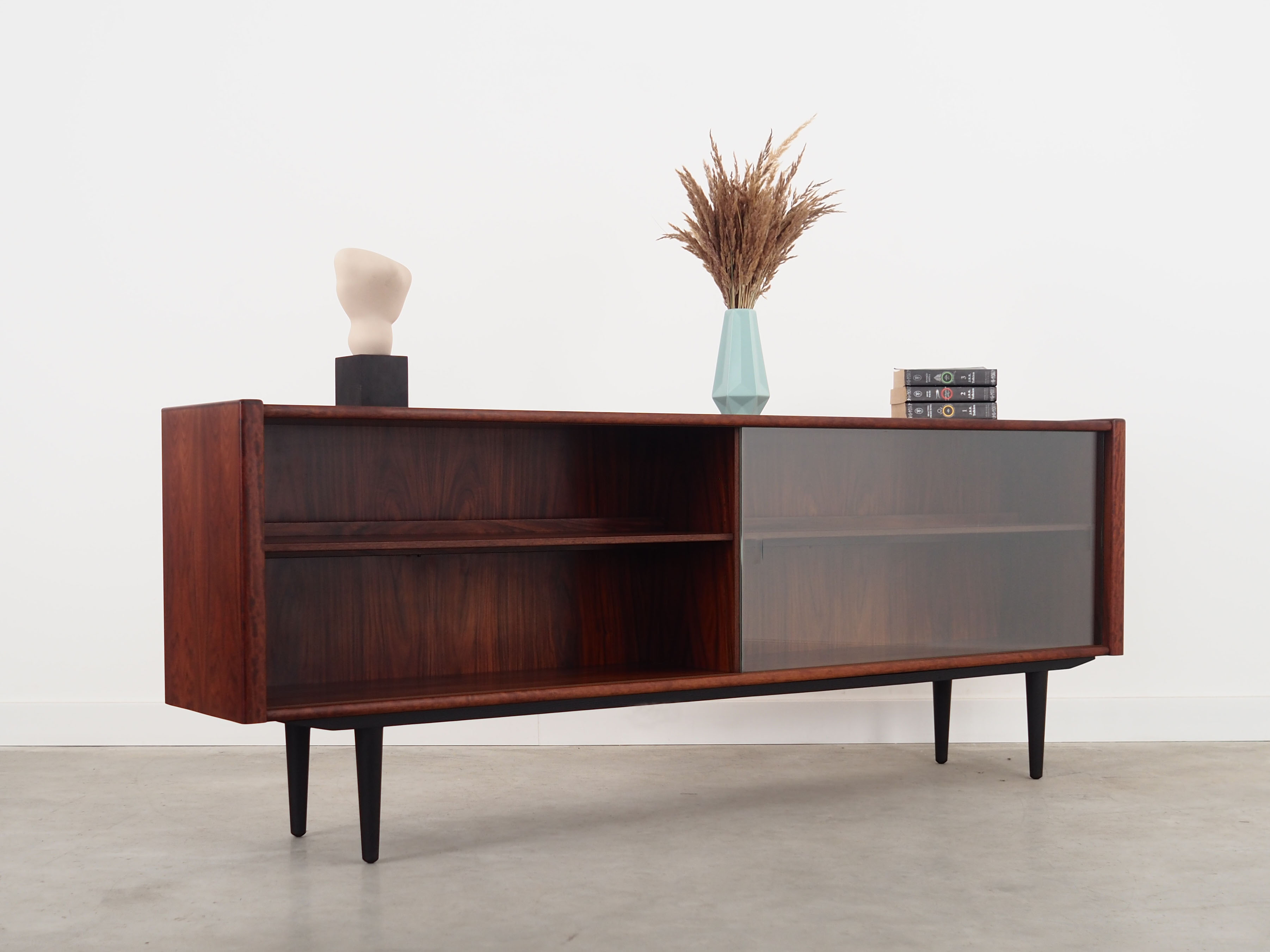 Rosewood sideboard, Danish design, 1970s, manufactured by Skovby Møbelfabrik