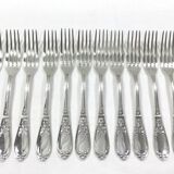 Saint Medard - Housewife Empire