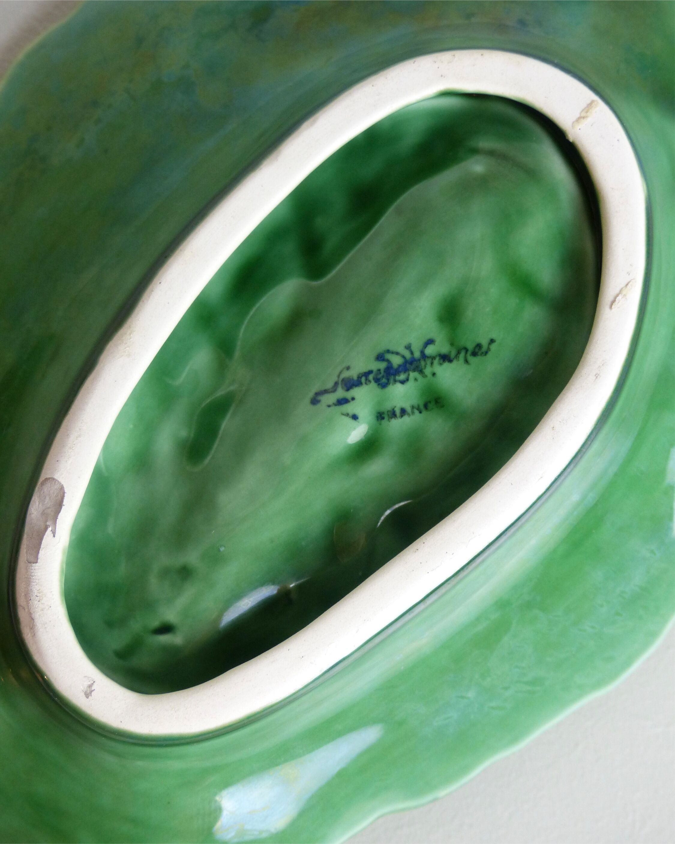 Green earthenware cabbage pouch tray Sarreguemines