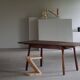 Moderne scandinave, table en hêtre avec pieds en forme de massue, Arnold Madsen, fabriquée dans les années 1940