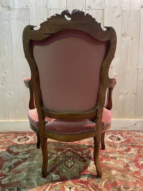 Fauteuil cabriolet de style Louis XV  velours rose