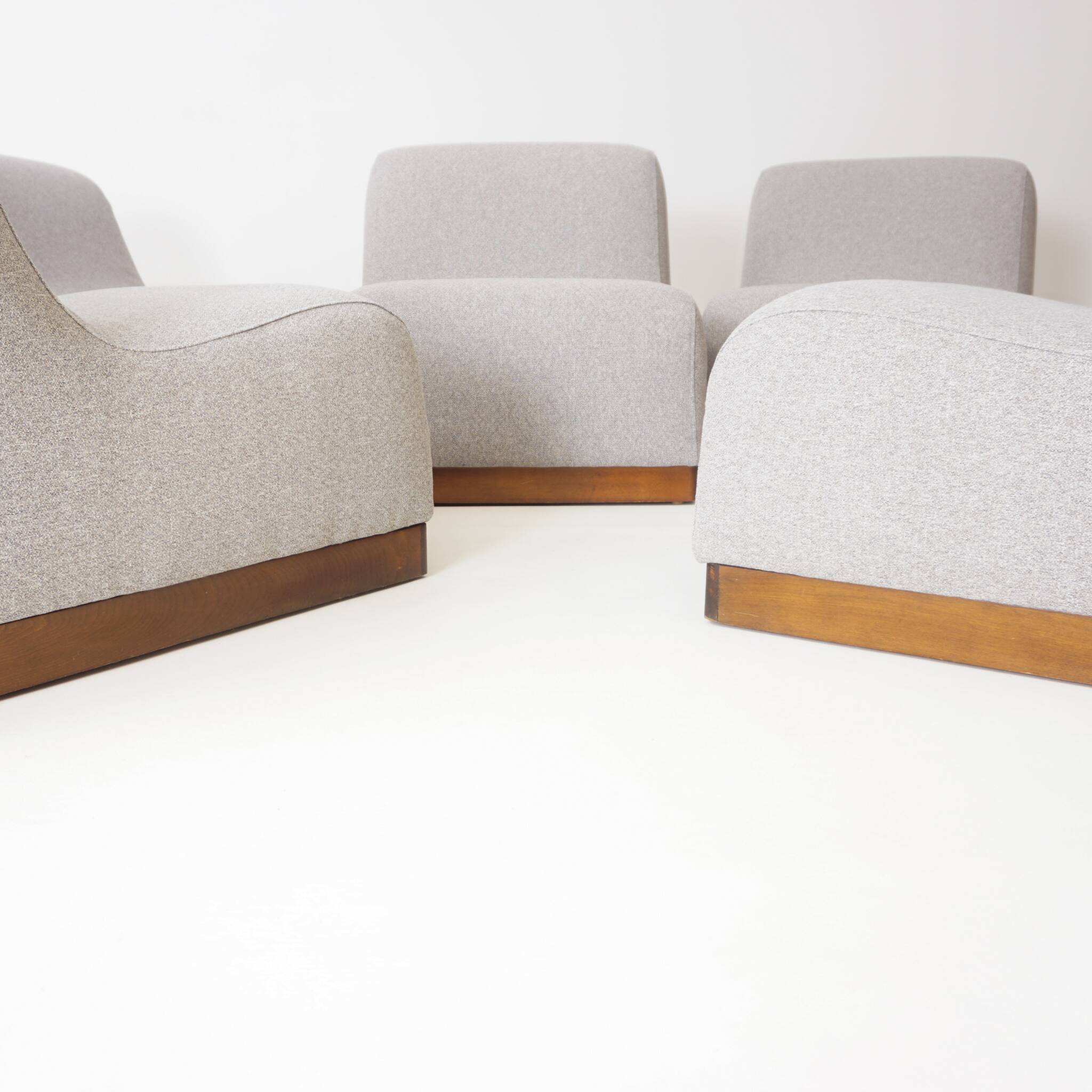 Set of Five Modular reupholstered sofa, 1970