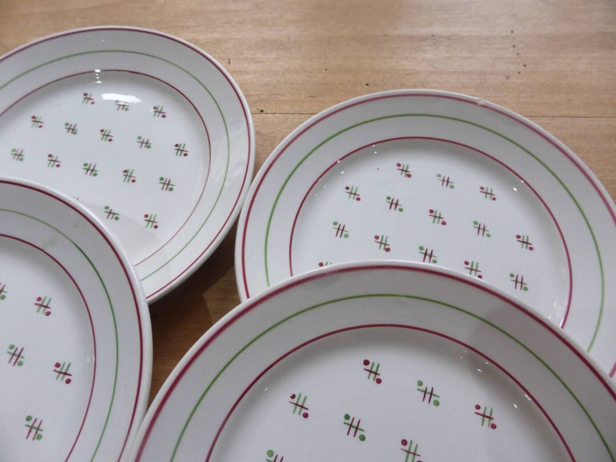 6 vintage dessert plates model Louviers from Luneville 191133