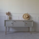 Beige row