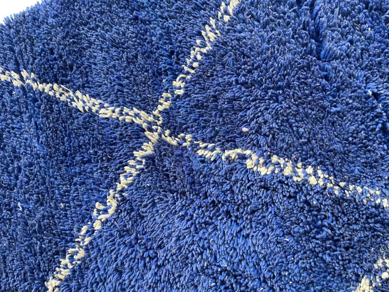 Moroccan rug in pure wool 3 x 2 m