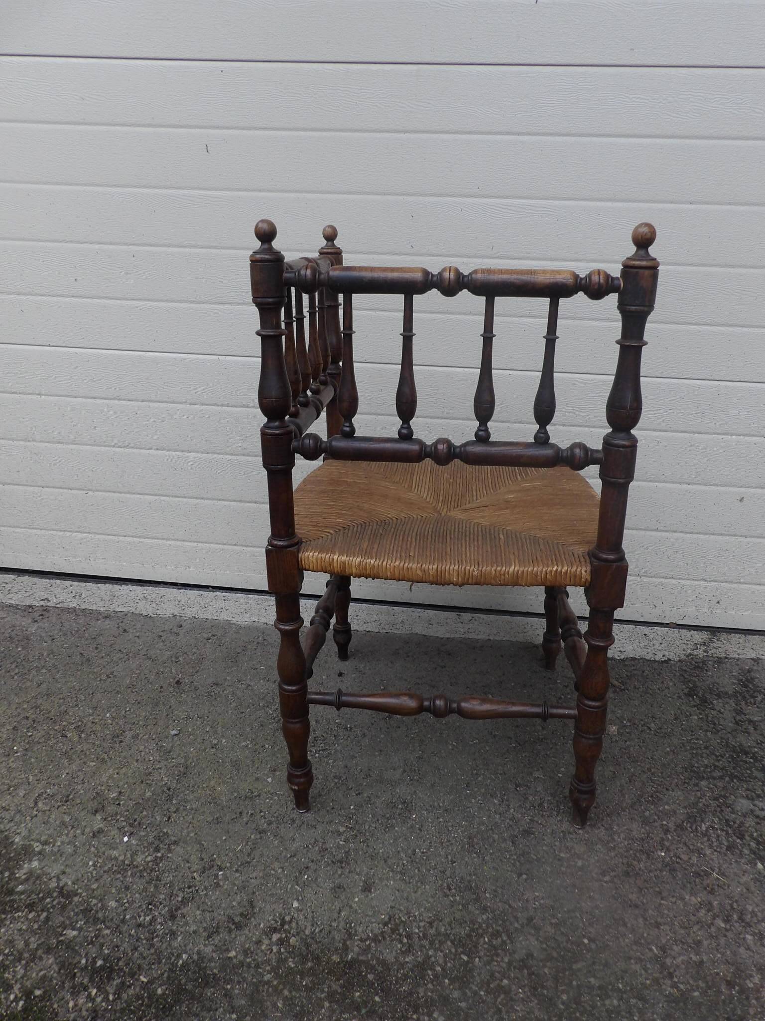 paire de fauteuils de coin
