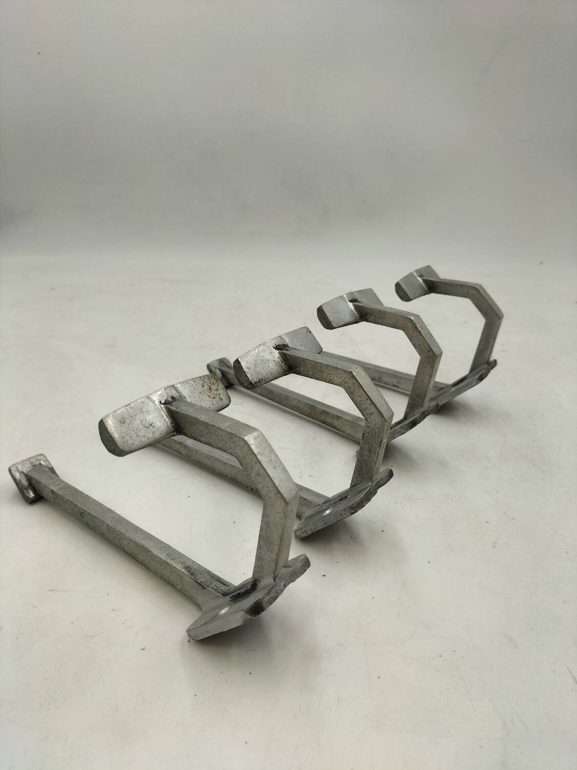 Set of 4 hooks