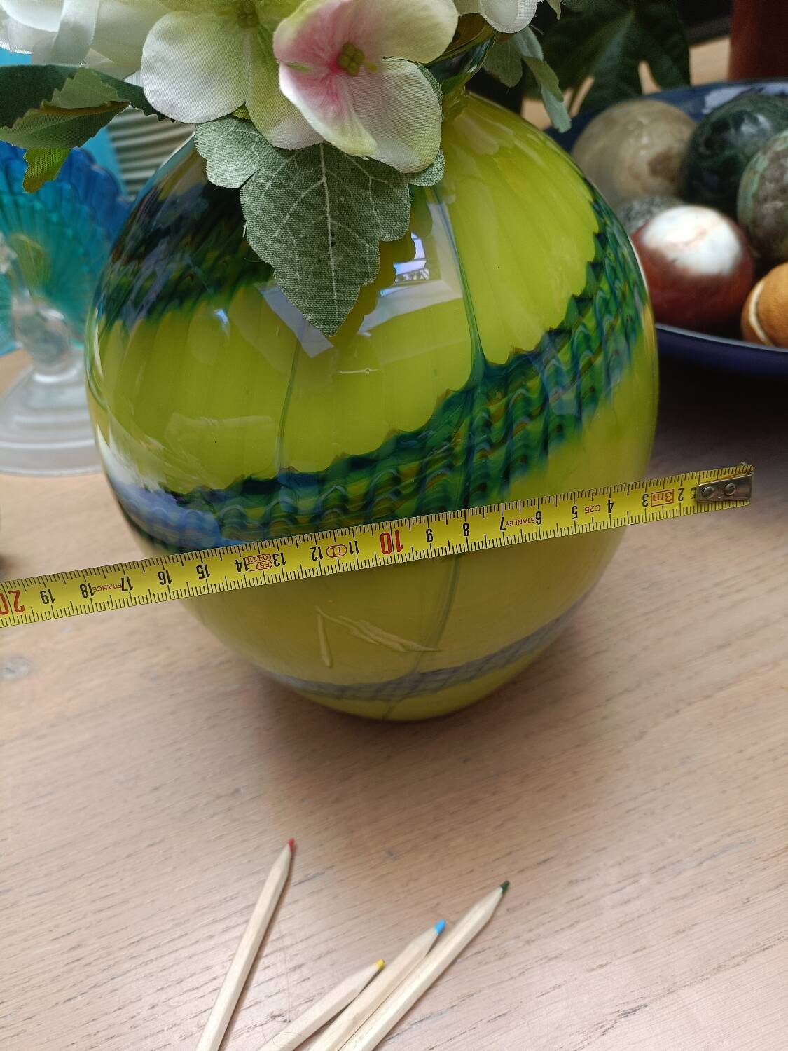 Two-tone blown glass vase, 70s