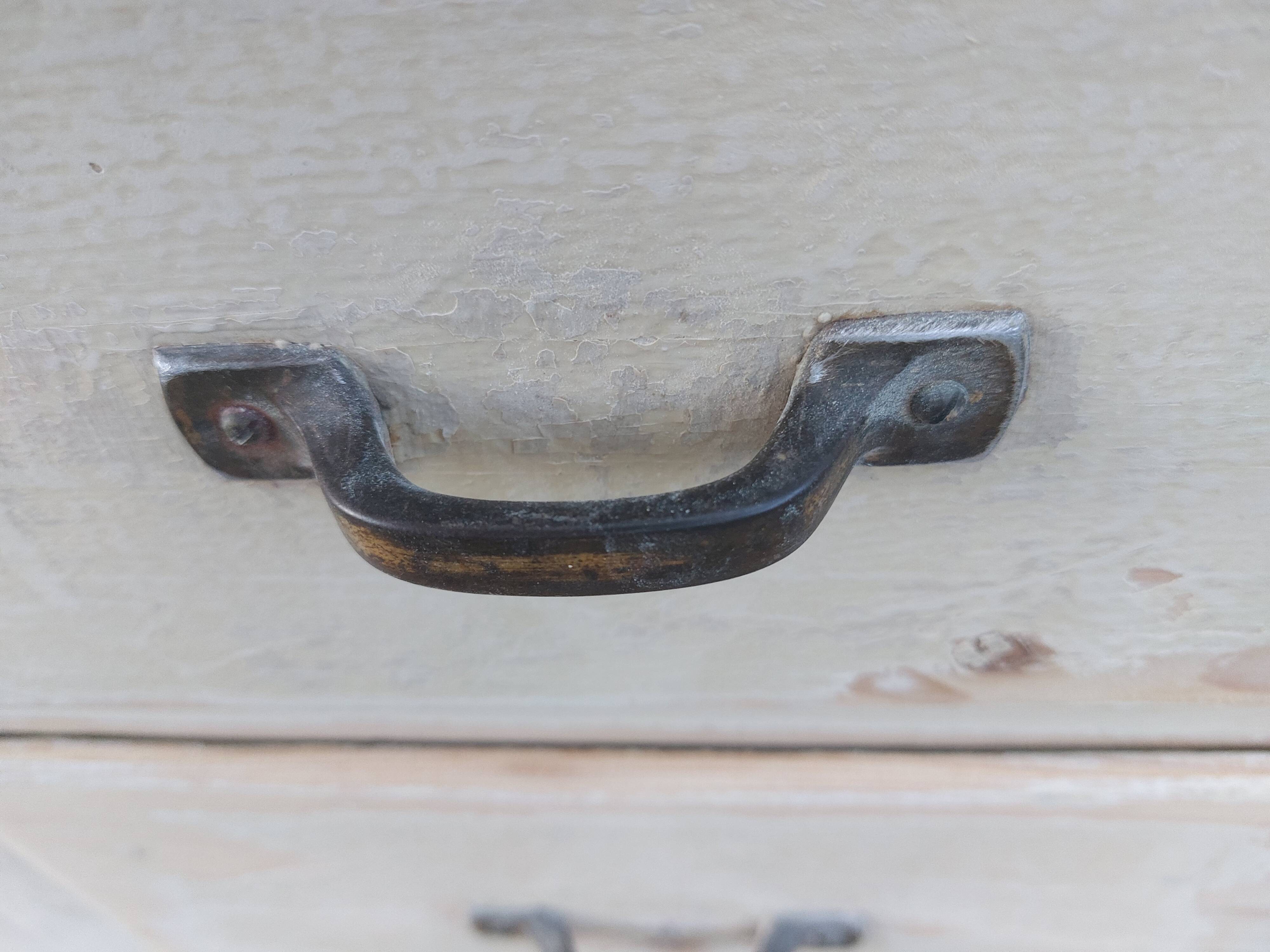 Parisian buffet, chippy paint effect