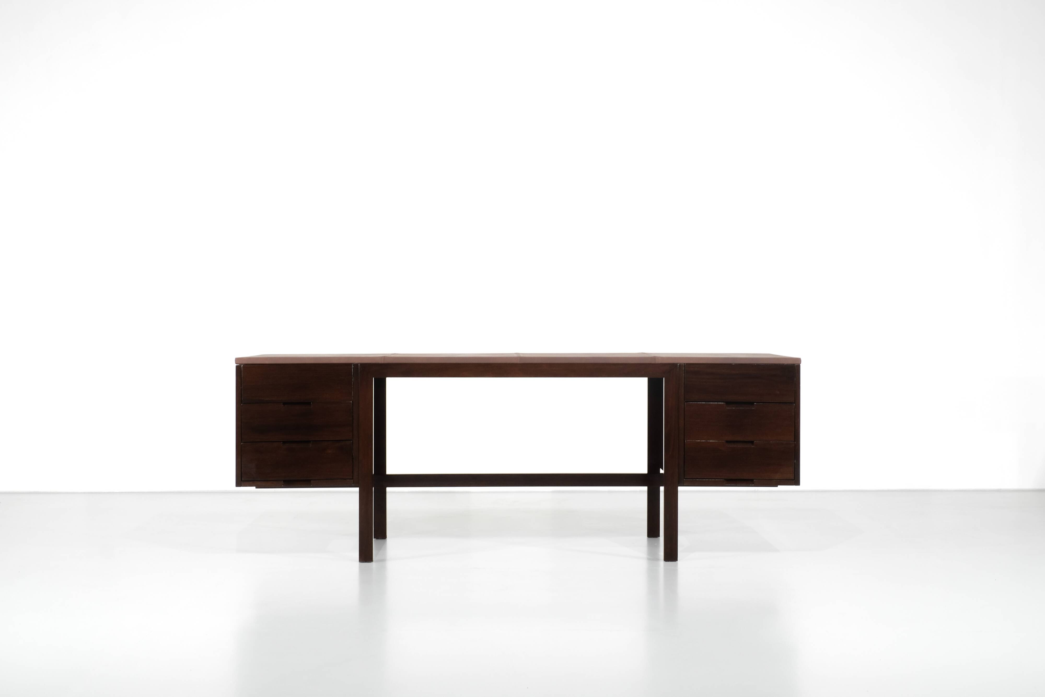Canaan desk in wood and leather by Marcel Breuer for Gavina, Italy 1950s.