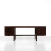Canaan desk in wood and leather by Marcel Breuer for Gavina, Italy 1950s.